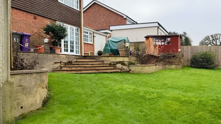 Hitchin contemporary multi-level garden, Hertfordshire — the garden before work began