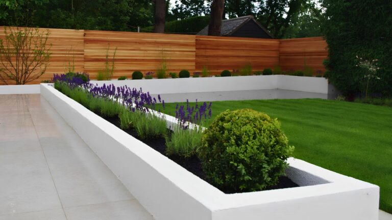 St Albans contemporary family garden, Hertfordshire — planting and material detail